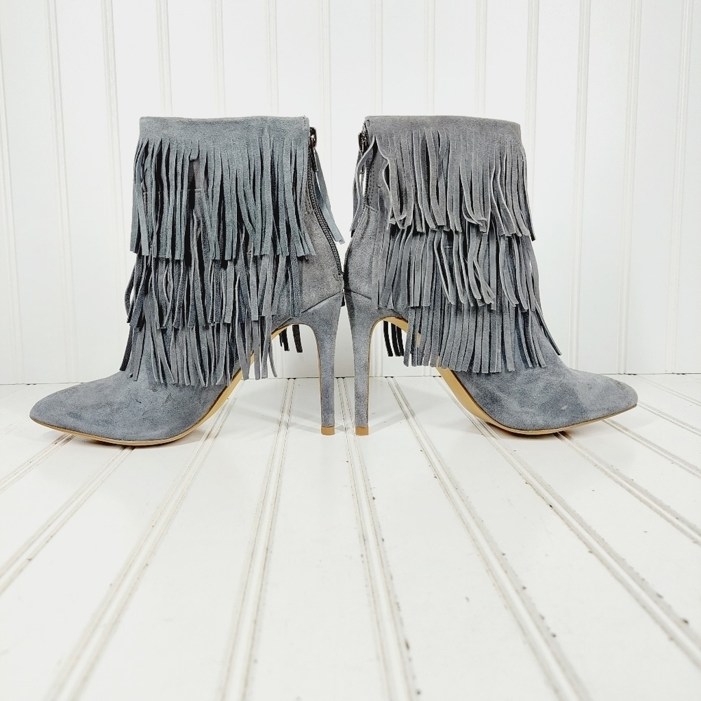 Steve Madden Flapper Gray Fringe Suede High Heeled Ankle Boots A999 - Picture 7 of 11